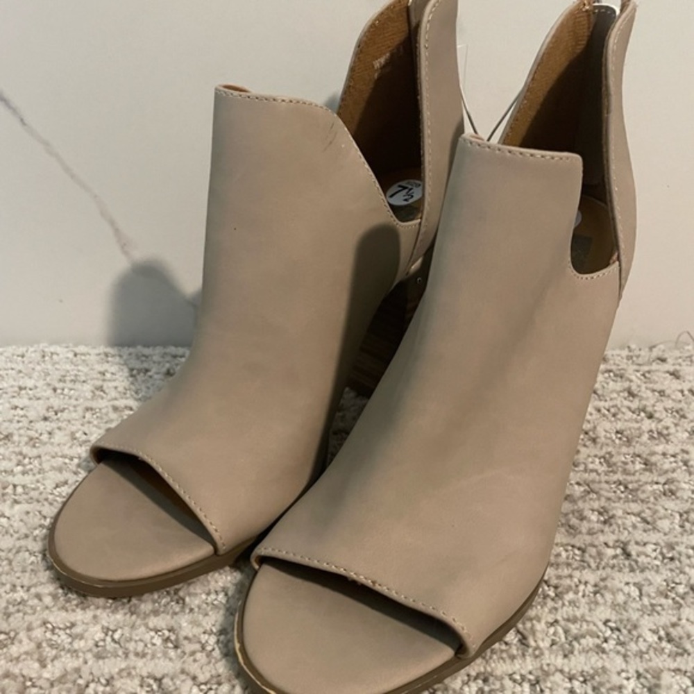 Women’s Open Toe Ankle Booties in Beige
